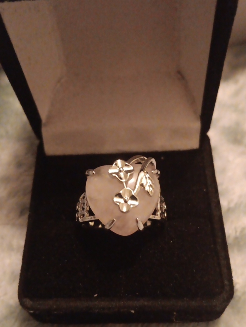 Rose Quartz 12.00 ctw Ring (Adjustable) in Silvertone